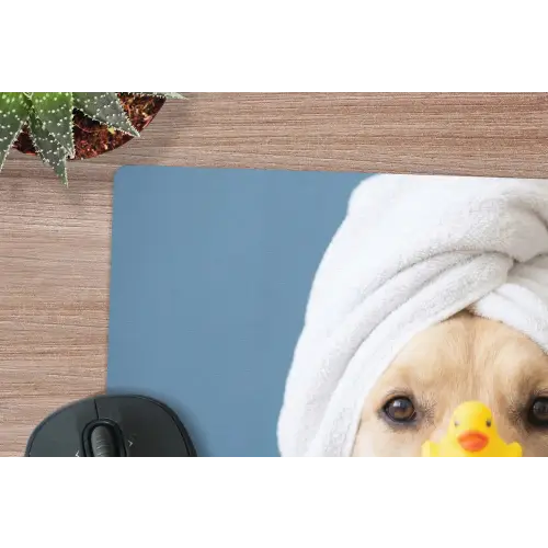 Hond - Badeend - Geel muismat rubber klein -closeup