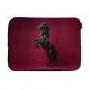 Hengst - Steigert - Rood laptophoes neopreen klein -3d