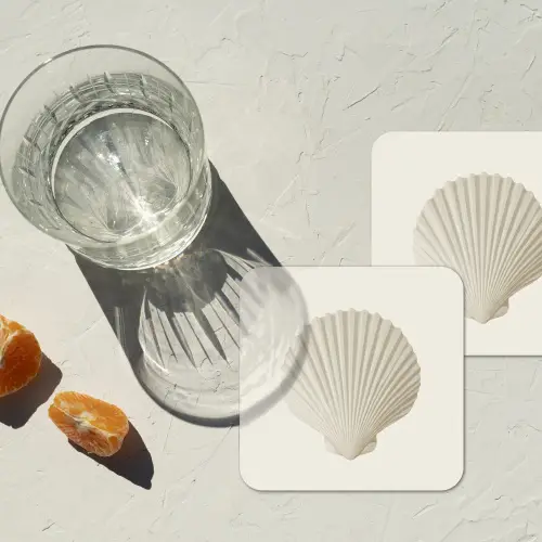 Schelp - Minimalistisch - Wit onderzetter kurk middel -sfeer4