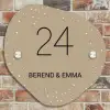 Beige met stippen - Klassiek Naambord Organisch middel -sfeer10