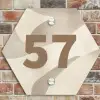 Beige organisch - Traditioneel Naambord Hexagon klein -sfeer2