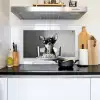 Chihuahua - Hond - Zonnebril - Humoristisch - Zwart - Wit - Spaghetti Inductie beschemer met haakjes klein -sfeer2