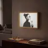 Vrouw - Champagne - Modern Light Box met batterij (Wandlamp) middel -sfeer1