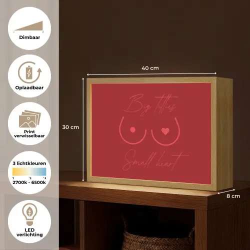 Big titties small heart - Rood - Hart Light Box met batterij (Wandlamp) middel -USP_websiteoverzichtNL