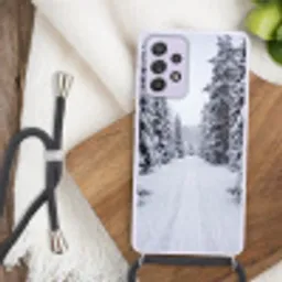 Bos - Winter - Sneeuw - Pad - Natuur Hoesje Samsung Galaxy A52 5G met koord klein -sfeer4