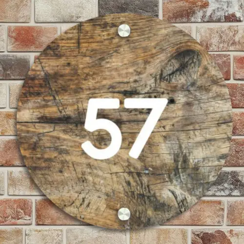 Verweerd hout - Traditioneel Naambord Rond klein -sfeer2