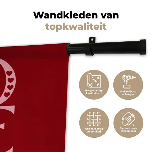 Love - Rood - Hatjes Wandkleed katoen klein -sfeer2