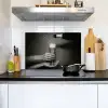 Champagnefles - Glas - Minimalistisch - Spetters Inductie beschemer met haakjes klein -sfeer2
