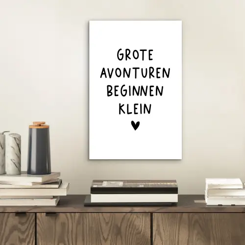 Quotes - Spreuken - Grote avonturen beginnen klein aluminium wit klein -sfeer1