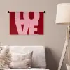 Love - Rood - Blokletters Wandkleed katoen klein -sfeer4