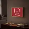 Love - Rood - Hatjes Light Box met batterij (Wandlamp) middel -sfeer1