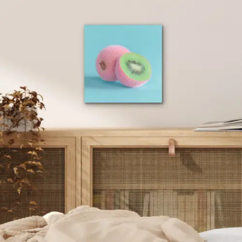 Kiwi - Blauw - Surrealistisch aluminium wit klein -sfeer3