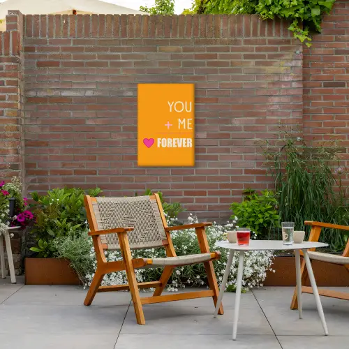 Oranje - Love - Valentijn Tuinposter op houten frame 2 cm dik klein -sfeer3