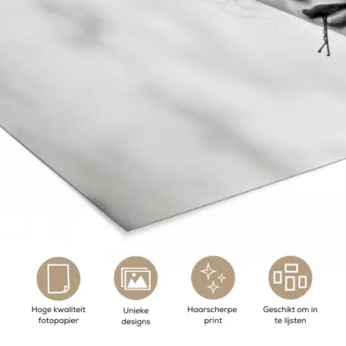 Edgy - Vrouw - Zwart - Wit poster papier klein -closeup_NL