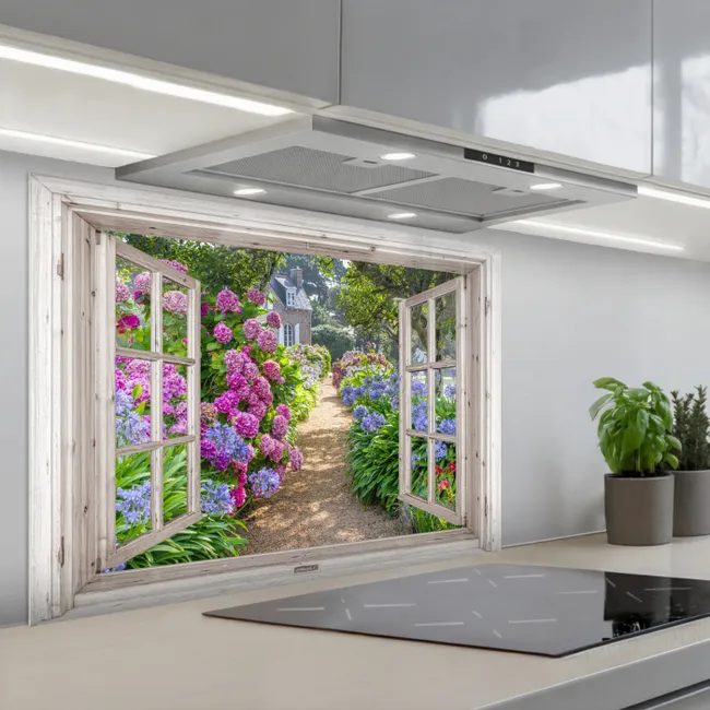 Spritzschutz Küche - Landhaus umrahmt von Hortensien