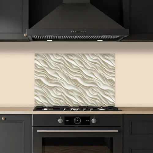 Golven - Wit - Minimalistisch keuken achterwand spatscherm klein 900 -sfeer1