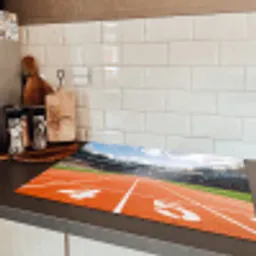 Sintelbaan - Stadion - Sport -Oranje Inductie beschermer vinyl 3mm klein -sfeer3