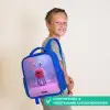 Roze harig monster met grote ogen Kinderrugzak - Blauw middel -sfeer3_NL
