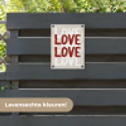 Love - Rood - Tekst tuinposter los doek klein -sfeer3