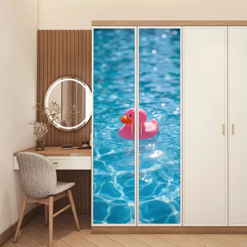Badeend - Dobberend - Roze deurposter klein -sfeer3
