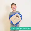 Jongen speelt tennis op zandkleurige achtergrond Kinderrugzak - Blauw middel -sfeer1_NL