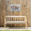 Wereldkaart - Rozen - Roze Tuinposter op houten frame 2 cm dik klein -sfeer4