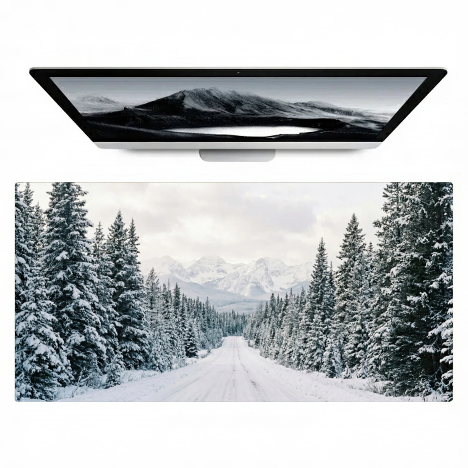 Weg - Sneeuw - Naaldbos - Winter - Avontuurlijk Muismat XXL klein -zzz3d