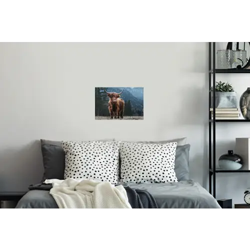 Schotse hooglander - Berg - Landschap - Bomen - Koe - Natuur Muursticker klein -slaapkamer