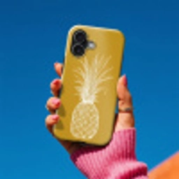 Lijnillustratie - Ananas - Bladkroon - Okergeel Toughcase MagSafe Apple iPhone 17 klein -Sfeer1V
