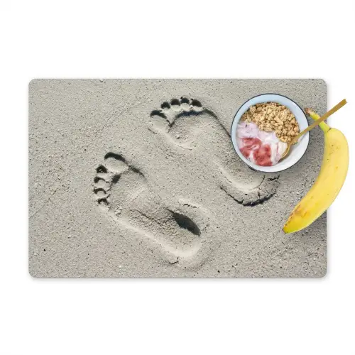 Voeten - Zand - Zee Placemat vinyl groot -zzzproduct_Kitchenyeah-website