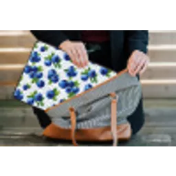 Bessen - Patroon - Blauw laptophoes neopreen klein 279 -tas