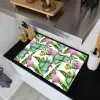 Flamingo - Bloemen - Bladeren - Jungle - Tropical Inductie beschemer met haakjes klein -sfeer1