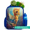Oranje zeepaardje in het water Kinderrugzak - Blauw middel -inhoud_NL