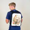 Giraffe en olifant tussen bloemen op witte achtergrond Rugzak - Zwart middel -sfeer8