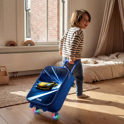 Gele sportwagen in lichttunnel van snelheid Kinderkoffer - Blauw klein -sfeer1