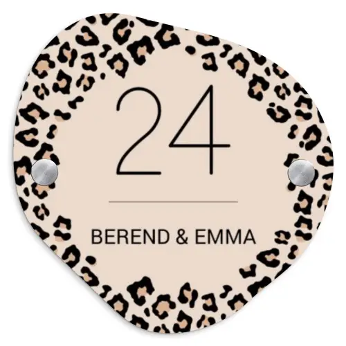 Beige luipaardprint - Klassiek Naambord Organisch middel -3d