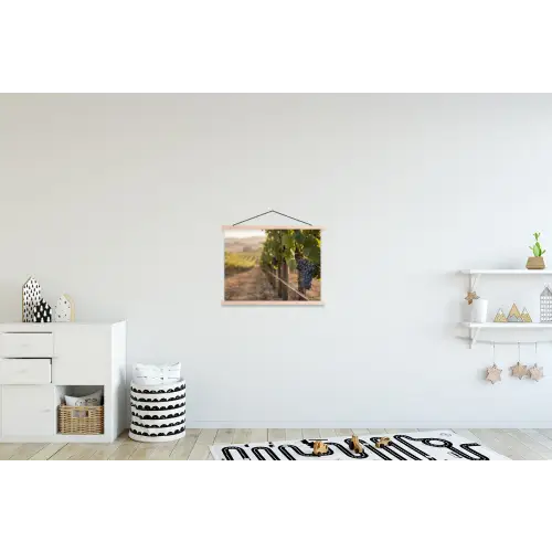 Druiven - Wijngaard - Zonlicht textielposter latten blank klein -kinderkamer
