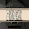 Slang - Patroon - Taupe keuken achterwand spatscherm klein 900 -sfeer1