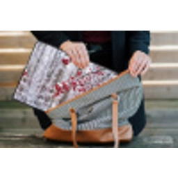 Bessen - Takken - Sneeuw - Winter - Kleurrijk laptophoes neopreen klein -tas