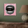 Mond - BLAH BLAH - Roze plexiglas 5mm klein -sfeer3