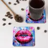 Graffiti - Lippen - Felroze - Geschilderd onderzetter kurk middel -sfeer2