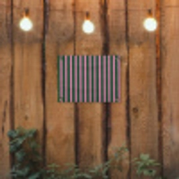 Verticale strepen - Groen - Roze tuinposter los doek klein 239 -sfeer1