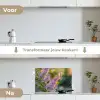 Sierlijke - Vlinder - Paarse - Bloemen keuken achterwand spatscherm klein -voor_na_NL