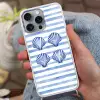 Vier schelpen - Blauw - Wit - Strepen Hoesje iPhone 16 Pro Max met koord klein -sfeer3