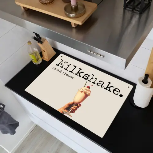 Milkshake - Kers - Rietje Inductie beschemer met haakjes klein -sfeer1