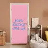 How lucky are we - Klavervier - Roze - Blauw deurposter klein -sfeer1