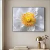 Wit - Bloem - Elegant Textielframe zwart klein -sfeer2