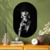 Vrouw - Cocktail - Chic Wandcirkel Ovaal Glas middel -sfeer2
