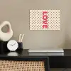Love - Stippen - Roze poster papier klein -sfeer1