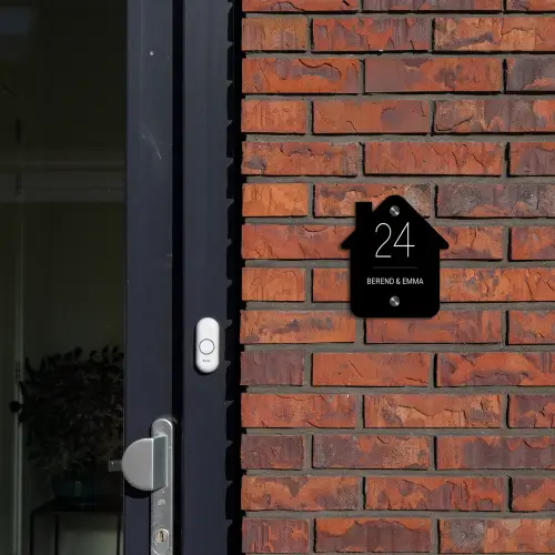 Zwart vlak - Klassiek Naambord Huisje klein -sfeer2